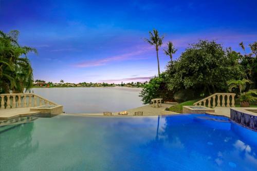 Exceptional Vacation Home In Cape Coral Home