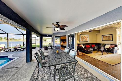 Waterfront Oasis - Private Caged Pool, Spa & Dock Home