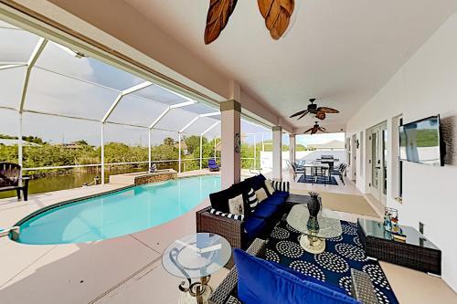 Exceptional Vacation Home In Cape Coral