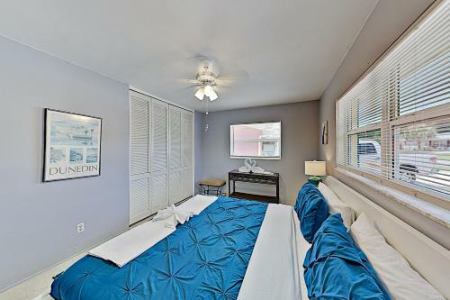 New Listing! Peacock Place 2br 1ba, Sleeps 4 Home