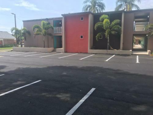 Motel Tropical Inn & Suites, Downtown Clearwater