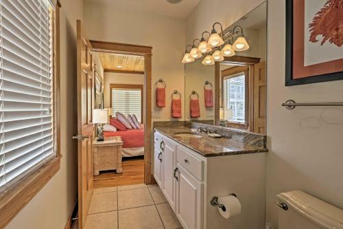 Riverfront Carrabelle Home With Patio And Private Dock