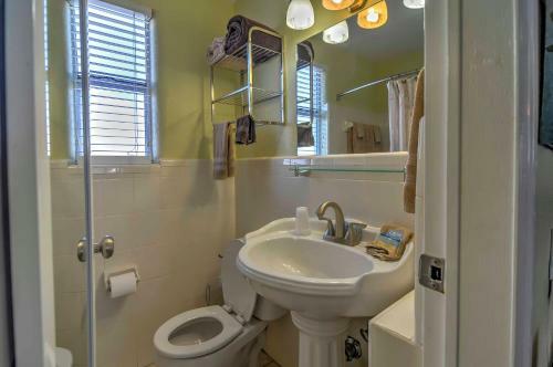 Apartamento Studio With Pool Access, 1 Block To Clearwater Beach!