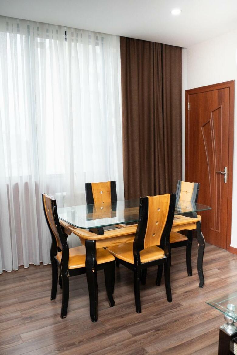 Consul Hotel