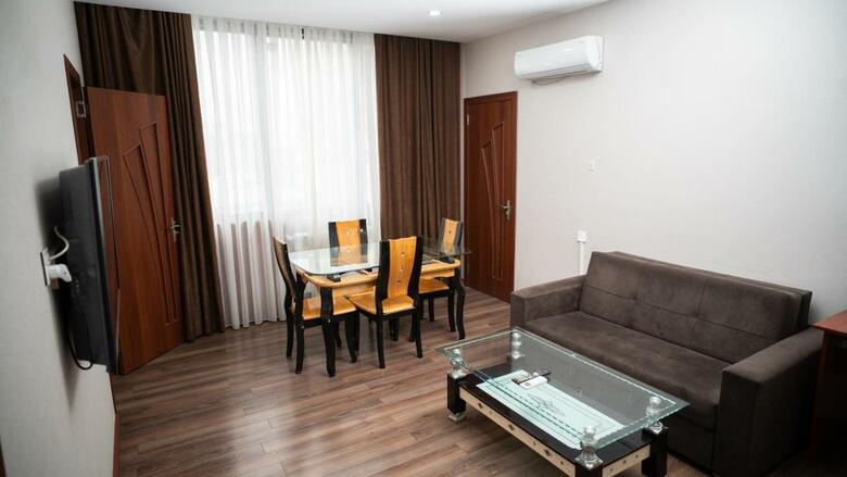 Consul Hotel