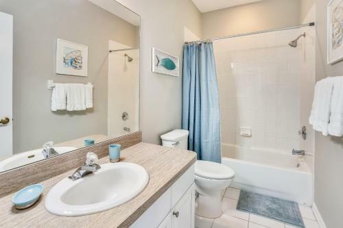 Mariner's Pointe - Classy Condo, Steps To Beach, Large Balcony