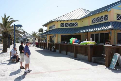 205d Barefoot Beach Club