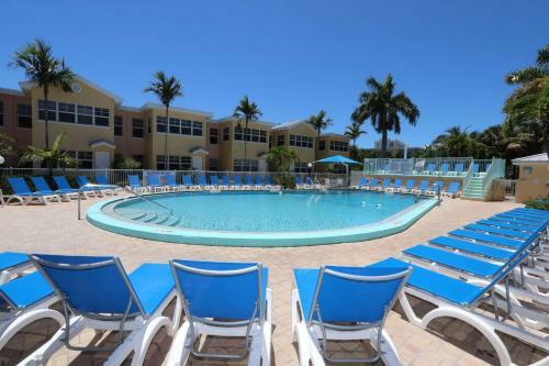 205d Barefoot Beach Club