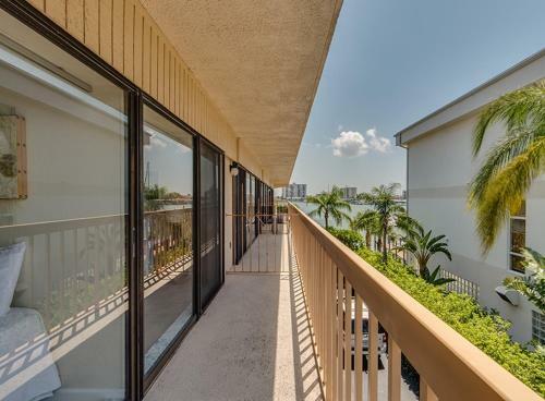 Sun Harbor Unit 1 - Weekly Rental Townhouse