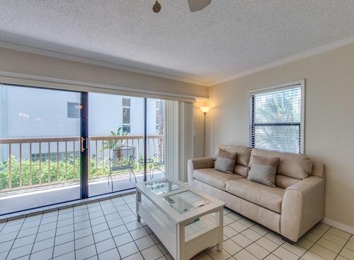 Sun Harbor Unit 1 - Weekly Rental Townhouse
