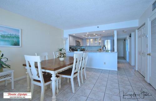 Sand Castle By Florida Lifestyle Vacation Rentals