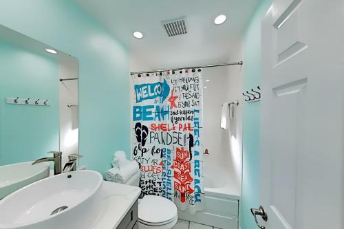 Remodeled Escape - Central To Beaches, Restaurants Home