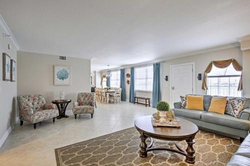 Apartamento Oceanfront Condo With Pool-walk To Clearwater Beach!