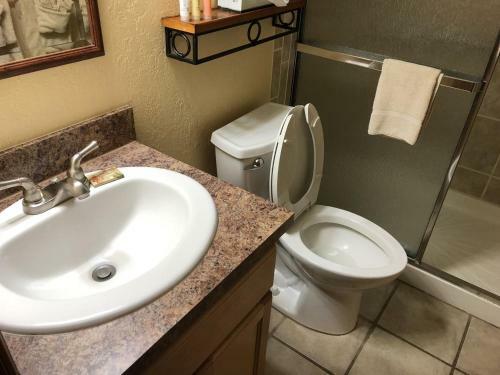 Cocoa Beach Ocean Landing Resort? Ocean Front Apartment