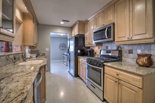 Pet-friendly Home With Pool - Walk To Cocoa Beach!
