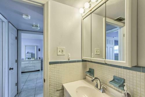 Apartamento Cozy Cocoa Beach Condo With Pool And Beach Access!