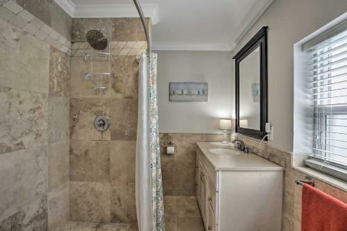 Clearwater Beach Home With Patio - Walk To Beach
