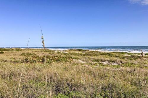 Apartamento Inviting Cocoa Beach Condo With Ideal Location!