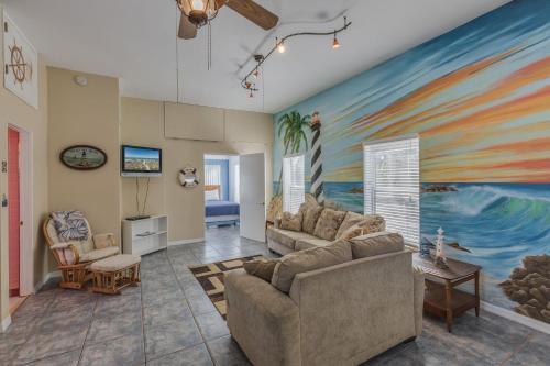 Gulf Sunset Oasis - Beach Front Apts