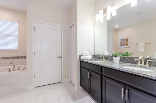 Moon Valley Villa #231065