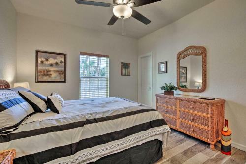 Spacious And Hip Crystal River Home With Dock And Kayaks!