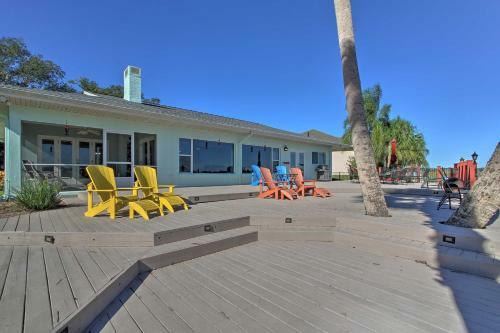 Waterfront House On Kings Bay With Dock And Lift!