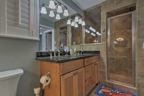 Waterfront House On Kings Bay With Dock And Lift!