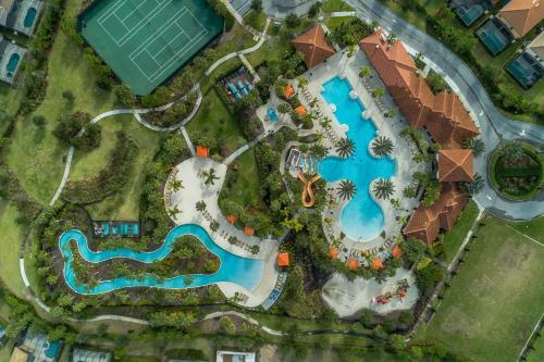 4049otd- Solterra Resort