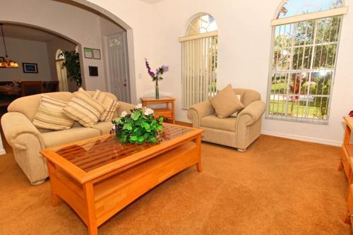 Six-bedroom Villa 203