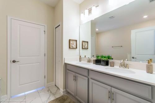 Villa Champions Gate - 1666mvd