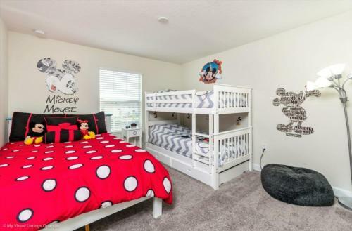 Free Water Park On Disney Delight