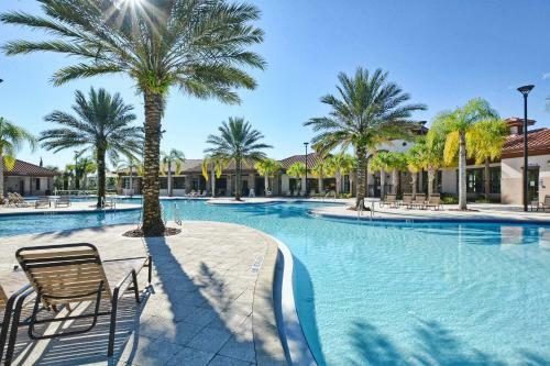 Solterra - 5 Bedrooms House W/pool-7029sr