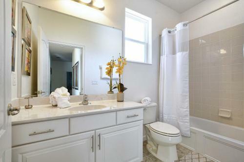 Solterra - 5 Bedrooms House W/pool-7029sr