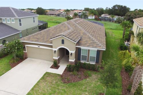 Spacious And Gorgeous Single Home With Game Room St5148