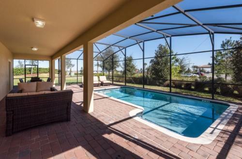 Emerald Oasis Elegant Pool House 8 Miles To Disney