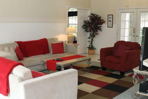 California Boulevard Villa 327