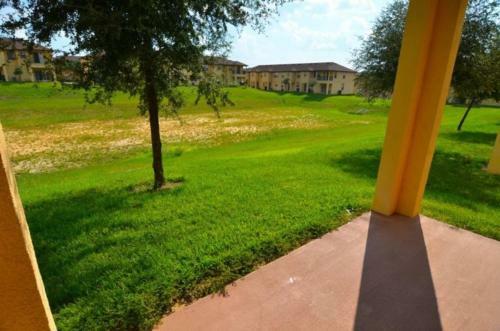 4 Bed 3.5 Bath Townhome In Regal Palms Resort