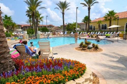 4 Bed 3.5 Bath Townhome In Regal Palms Resort