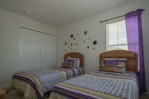 Beautiful 5 Bedroom 3 Bath Villa Located In Westridge, Davenport Fl