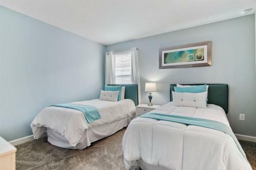 Gorgeous Championsgate 8 Bedroom Pool Home