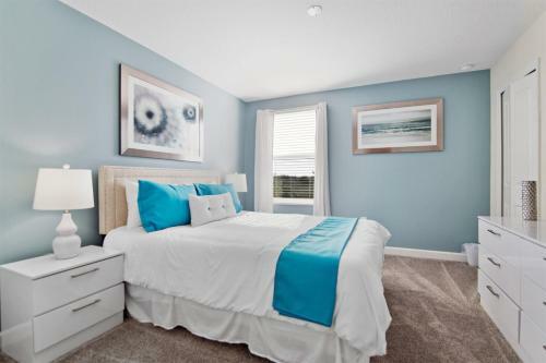 Gorgeous Championsgate 8 Bedroom Pool Home