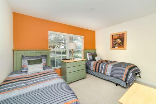 Adorable 3 Bedroom 2 Bath Villa With Conservation View