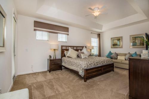 Six-bedroom Villa 4164