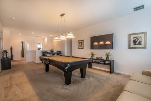 Six-bedroom Villa 4164