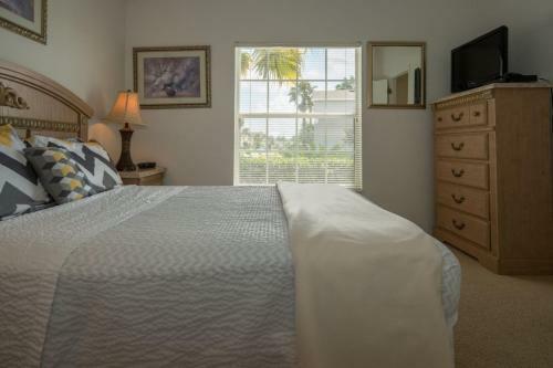 Lovely Hampton Lakes 4 Bed 3 Bath Pool Home In Davenport Fl