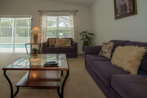 Lovely Hampton Lakes 4 Bed 3 Bath Pool Home In Davenport Fl