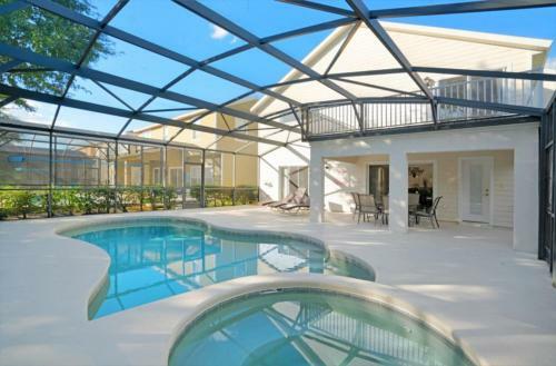 Multiple Vacation Homes In A Golf Resort And Private Pool