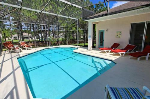 Beautiful Luau Pool Villa Next Disney World