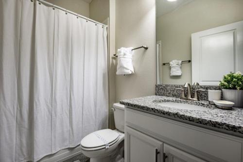 Six-bedroom Champions Villa 6261