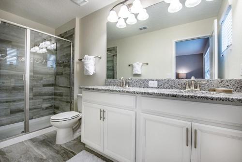 Six-bedroom Champions Villa 6261